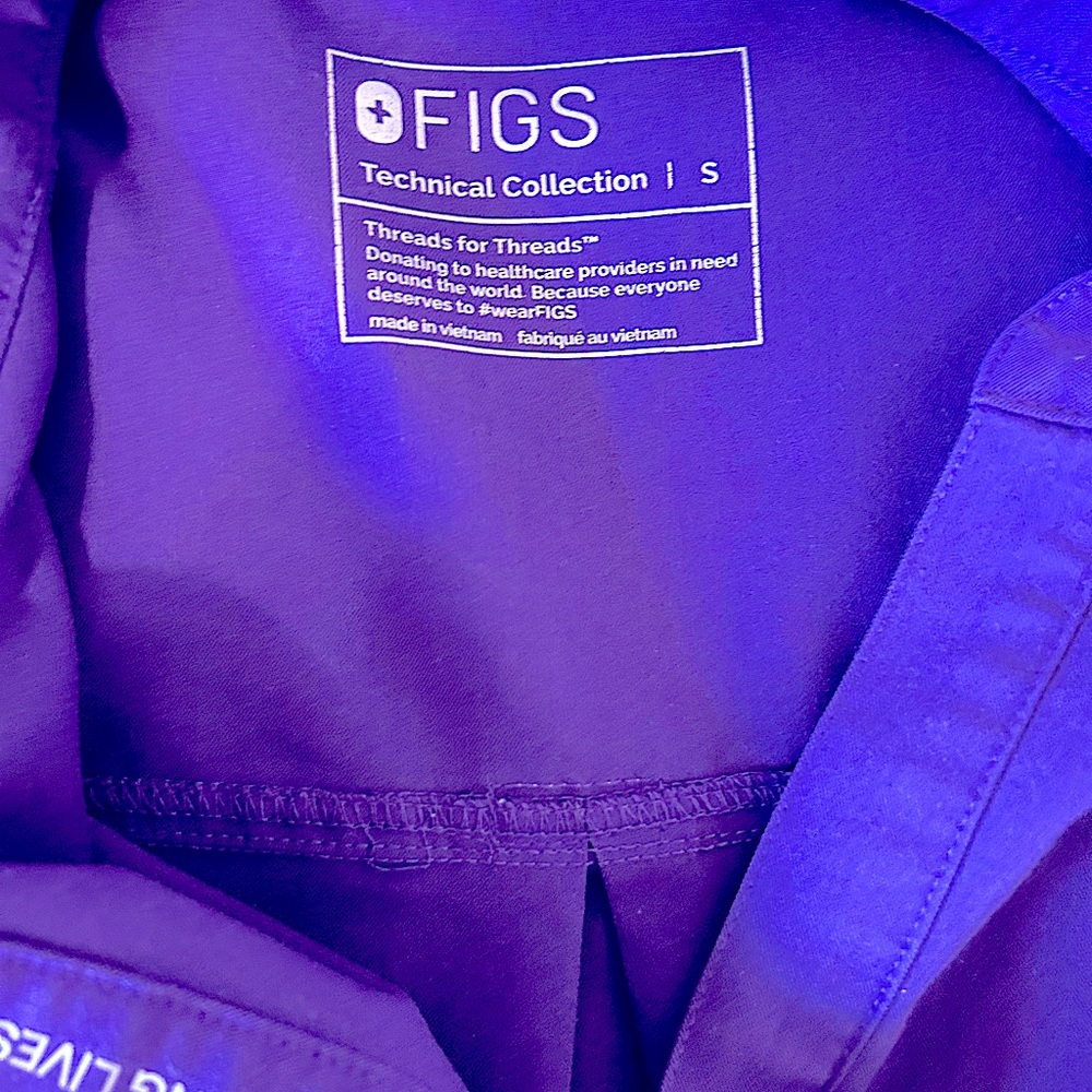 Figs small scrub set